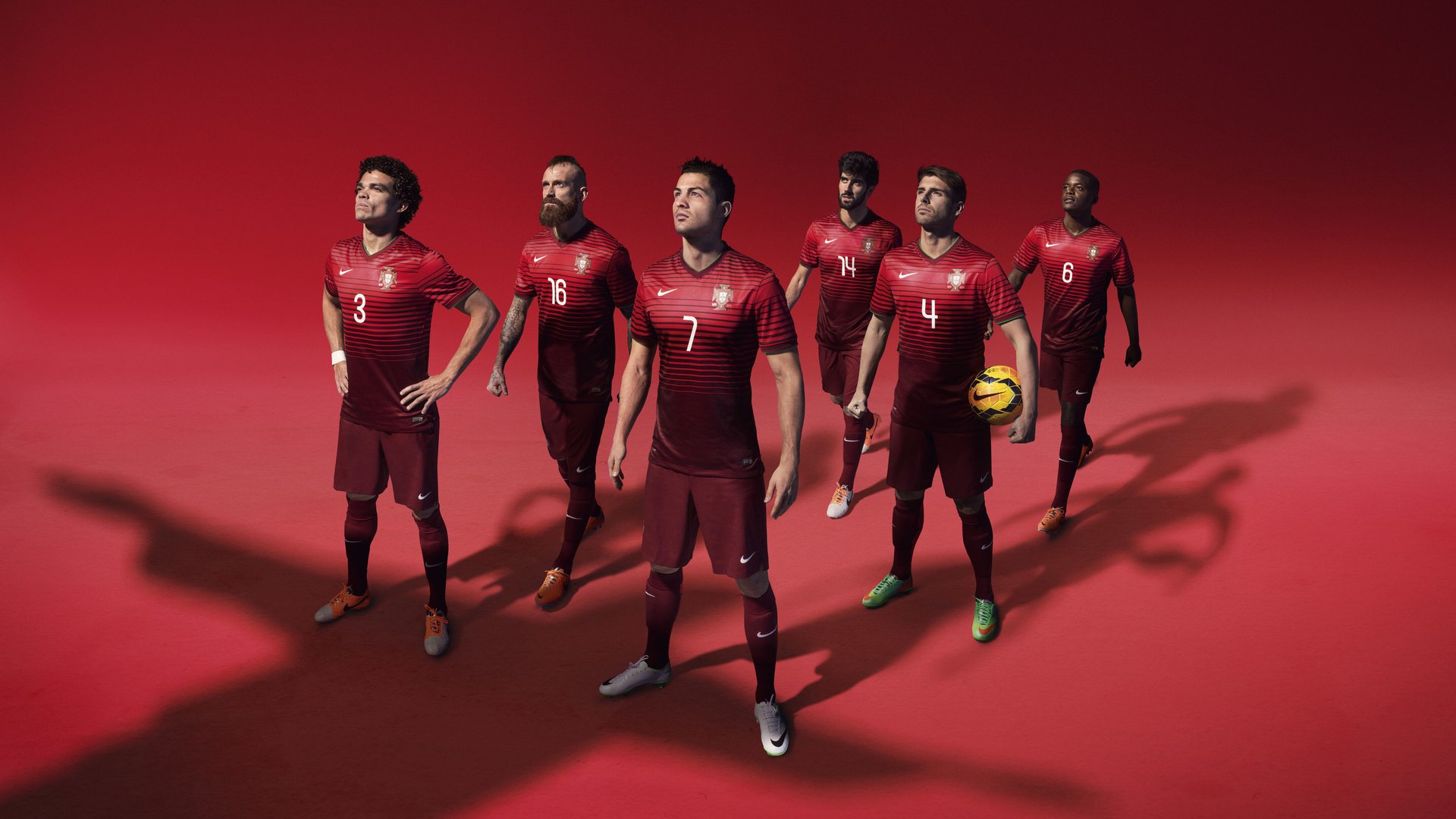 新赛季轰鸣启航,F1巴林揭幕战与利物浦晋级背后的竞技哲学共振